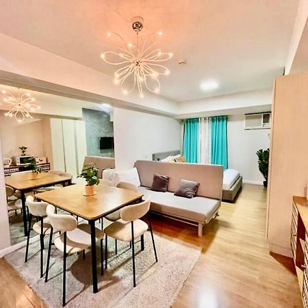 Abreeza Studio Suite 2321 - Pool, Wifi, City View, Washer, Ac, Netflix, Mall Davao City Exteriör bild